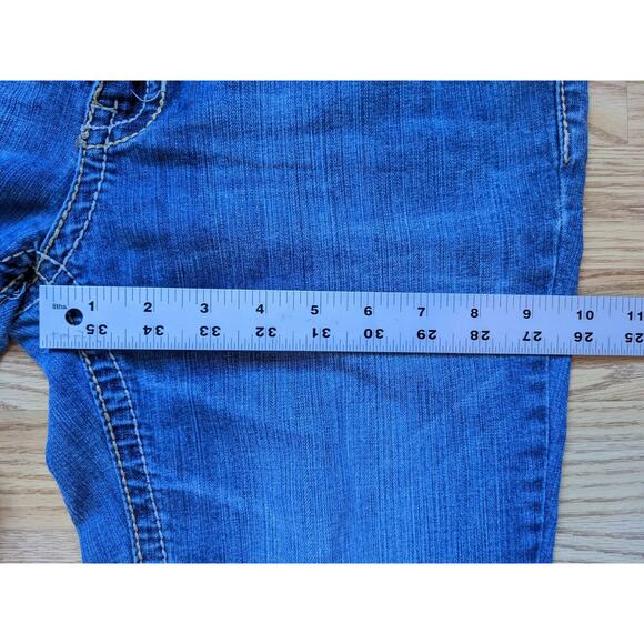 Womens Ariya Jeans Size 11/12 Embroidered Denim Blue Decorated Pockets SEE DESC - Picture 9 of 11